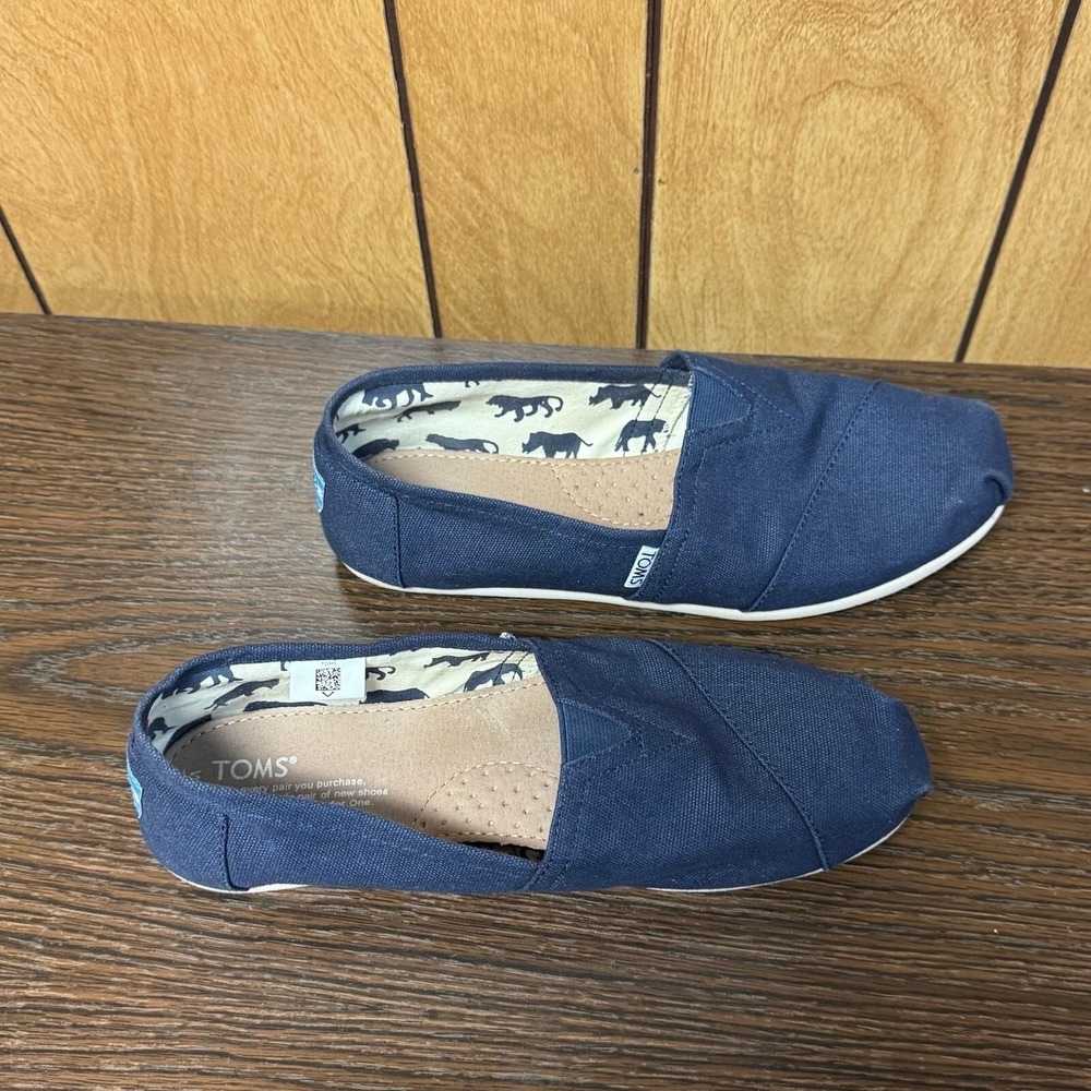 Tom's, Women's Size 9.5W, Navy, Canvas Slip on Shoes